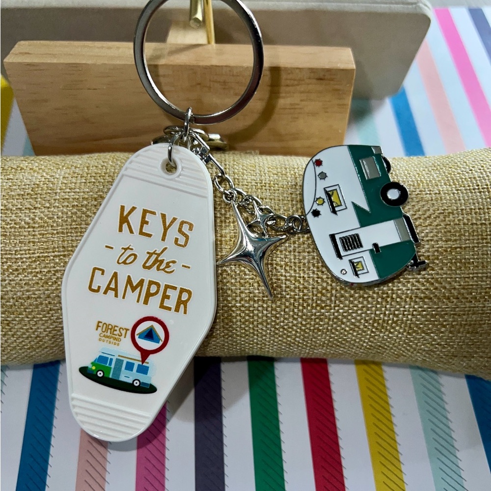 NWOT - Handmade Keychain - White "Keys to the Camper!"  *** 2 for $20!!